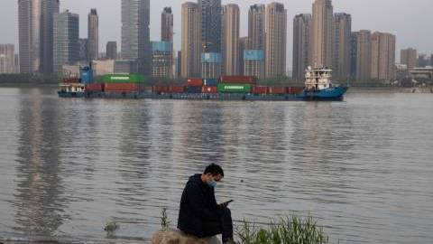 010720-image-china-trade-coronavirus-covid-19-wuhan-exports.jpg