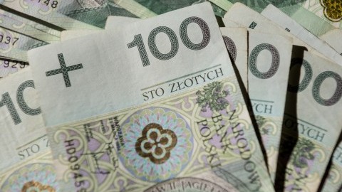 051217-image-poland_money.jpg