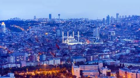 Weak Turkish capital flows add pressure to international reserves 