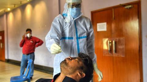 Project Syndicate: How to end the pandemic this year