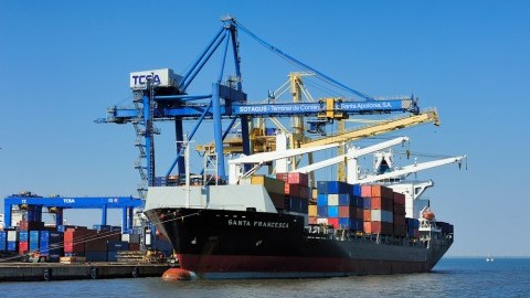 German export rebound in April is too small to make us happy