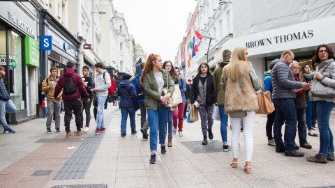 200619_image_shoppers_dublin_europe.jpg