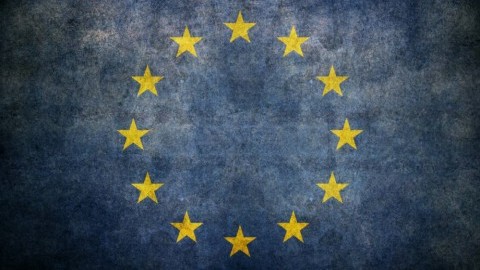 301118-image-europe_flag_damaged.jpg