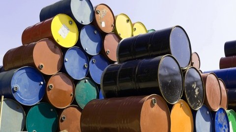 The Commodities Feed: Oil plunges