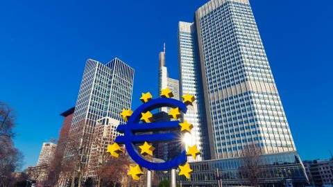 ECB hikes rates by 75bp