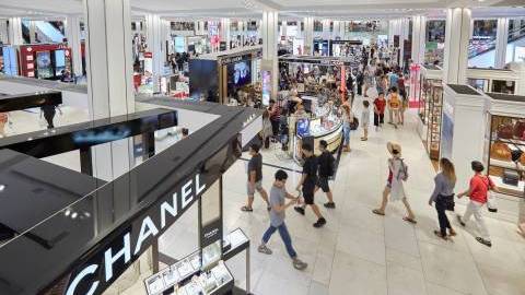 US_retail_sales_150525.jpg