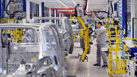 French industrial output rebounds 