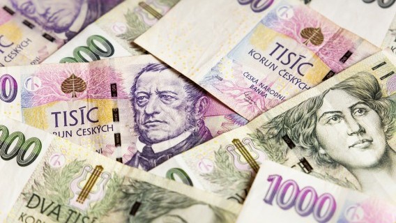 Preliminary data indicate the Czech National Bank spent almost EUR9bn last week in defending the koruna Source:
