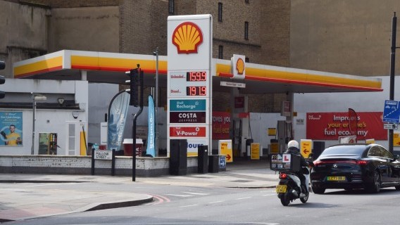 UK inflation rose in March on higher fuel prices