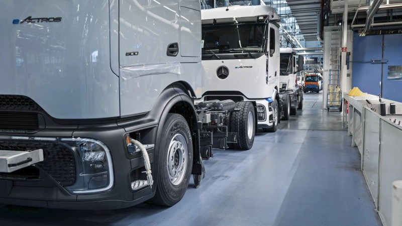 Accelerating Shift to Electric Trucks in Europe's Road Transport Industry