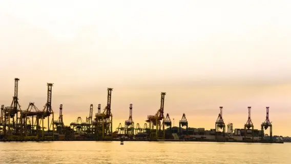 270318-Singapore-industrial-harbour
