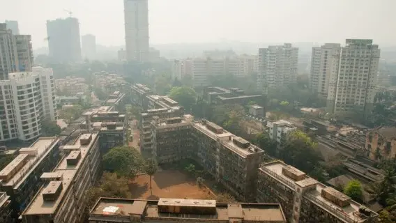 280318-India-Mumbai-urban-sprawl