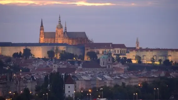 Czech_Republic_Castle3.jpg
