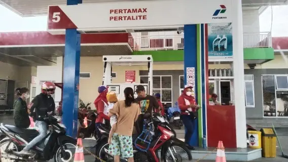 Indonesiapetrol.jpg