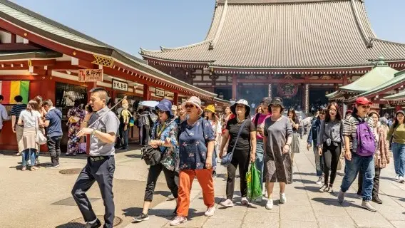 Japan_tourists_271222.jpg