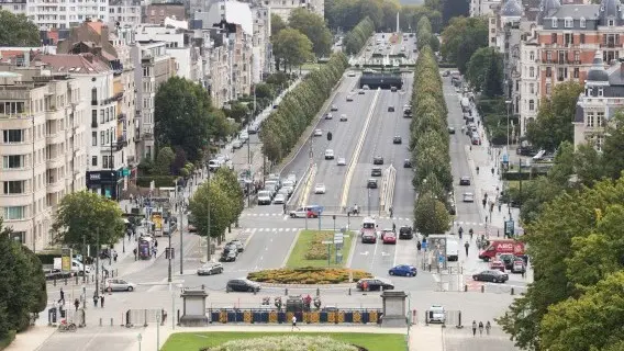 Central banks are at a critical juncture, much like drivers navigating the confusing road networks in Brussels