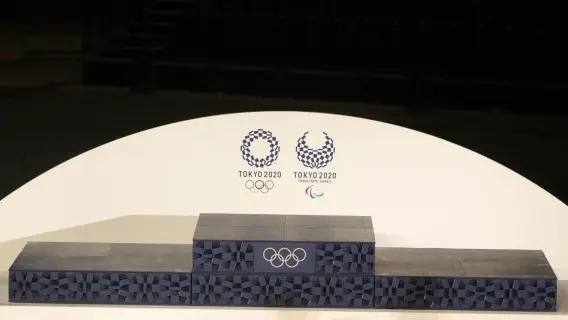 Tokyo_Olympics_podium_correct_300721.jpg