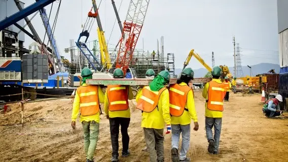 Construction as a proportion of overall economic activity has remained fairly steady in the US and Canada, but has dropped in Mexico