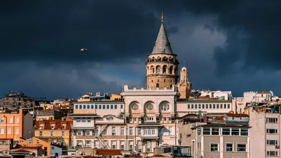 The ongoing conflict between Russia and Ukraine can pose significant risks to Turkey