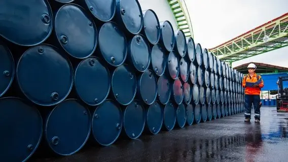 Oil prices continued to trade lower this morning extending yesterday’s sharp decline