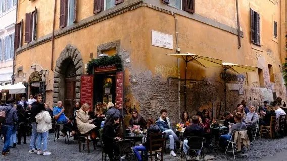 Italian consumers are more upbeat