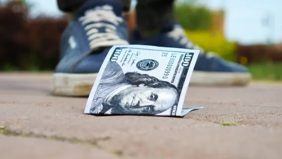 The dollar is starting the year on the back foot again
