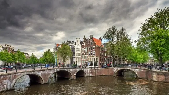 The third-quarter GDP figure for the Netherlands signals the start of a mild technical recession