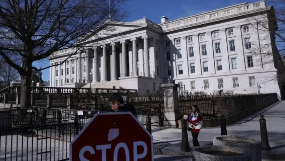 The US Treasury market acts as the global benchmark for bond yields, presenting what should be a risk-free return on exposure to invested US dollars
