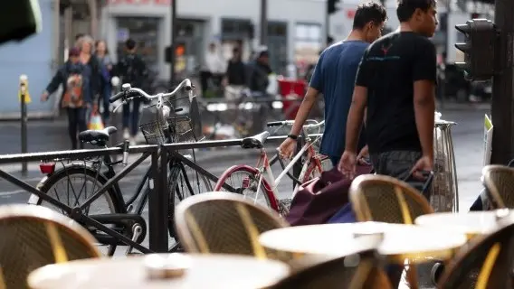 Business confidence has dropped sharply in France, with expected demand declining and order intentions contracting