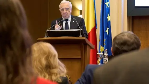 Romanian Central Bank Governor, Mugur Isărescu at today's press conference
