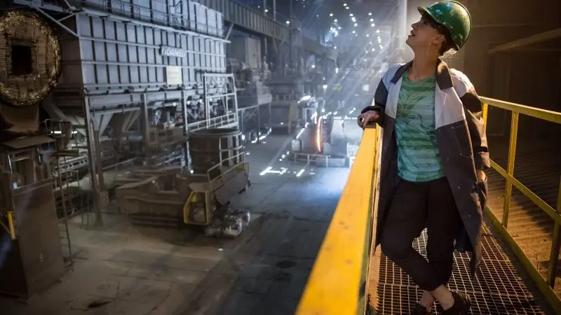 Poland: Resilient production, spike in prices