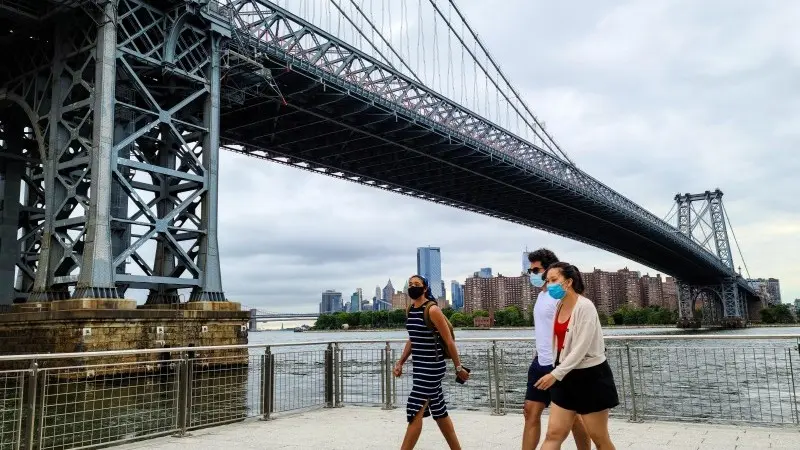 Covid resurgence weighs heavily on US households