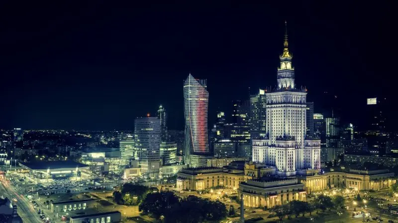 The labour market tightens in Poland as wage pressures rise