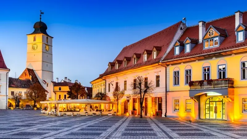 Romania: Sequential contraction for private consumption