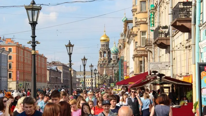 Russia: Weaker consumer activity - a challenge to budget conservatism?