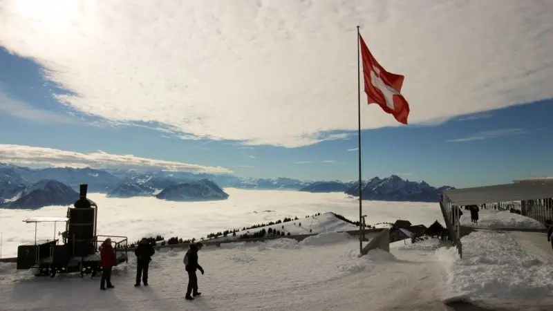 SNB rallies against “Vollgeld initiative”