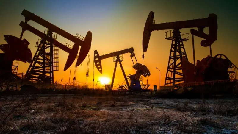 The Commodities Feed: Oil pressure