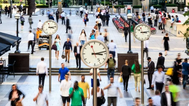 US surveys surge as 3% growth beckons