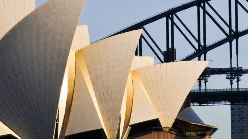 Australia: How to ride a bumpy disinflationary path