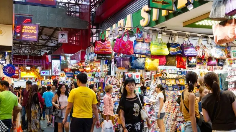 Singapore inflation hits a 7-year high in April