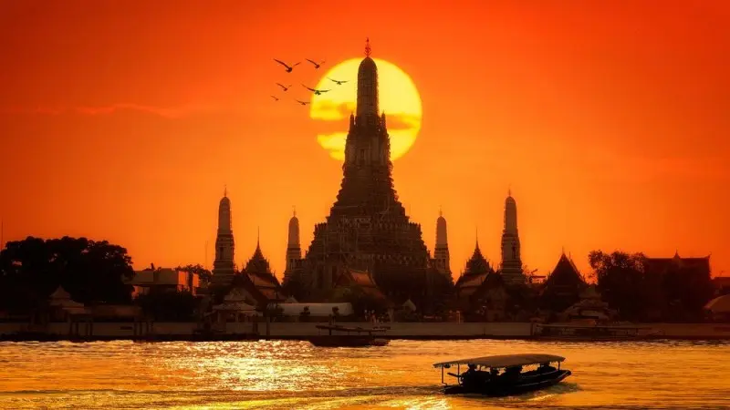 Thailand: Trade balance returns to surplus in December