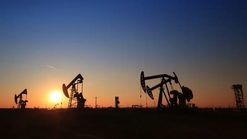 The Commodities Feed: Oil plummets