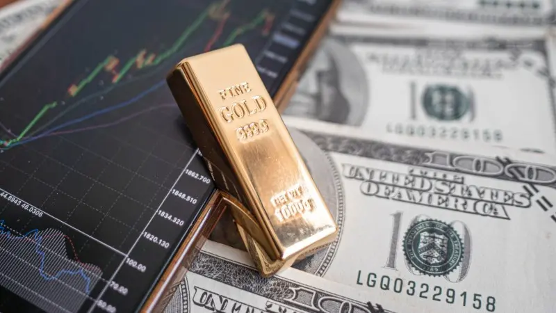 The Commodities Feed: Gold rises to another record high 