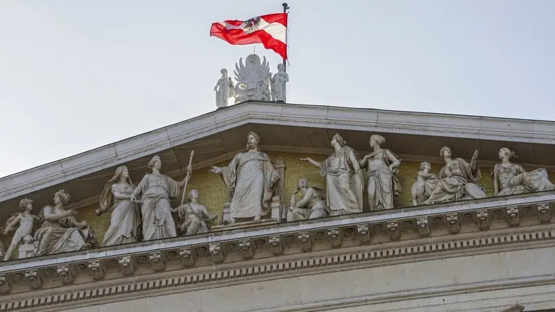 Austrian economy enters election month on weak economic footing