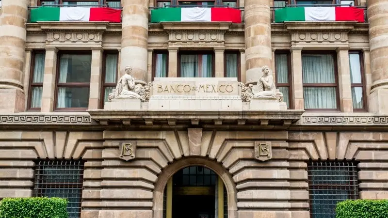Mexico: Calibrating the “pause”
