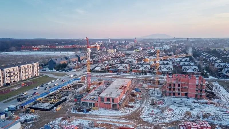 CEE growth tested by energy shocks and geopolitics