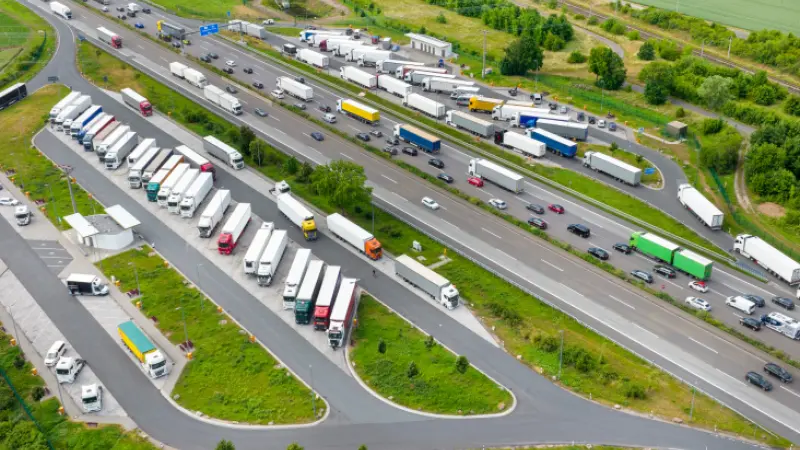 Truck and trailer market outlook 2025: navigating a greener future after extraordinary times