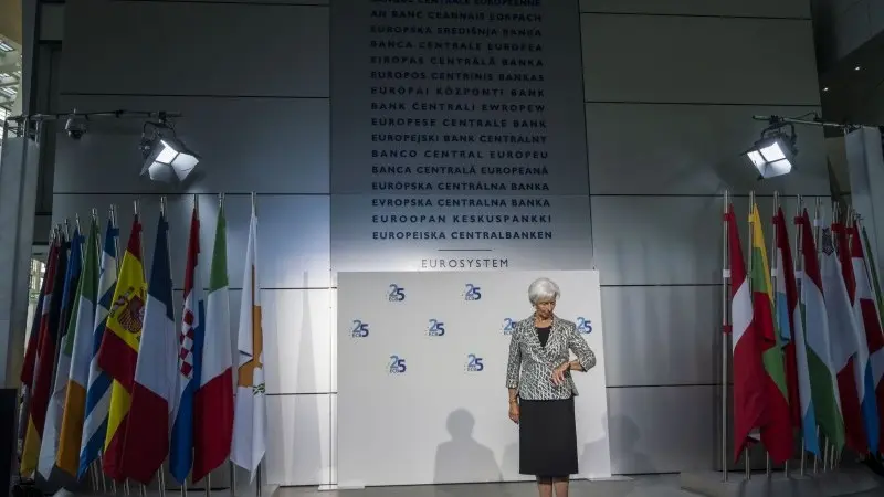 ING Monthly: I wanna dance with somebody