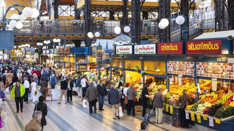 Hungary's industry and retail sector disappoint again 