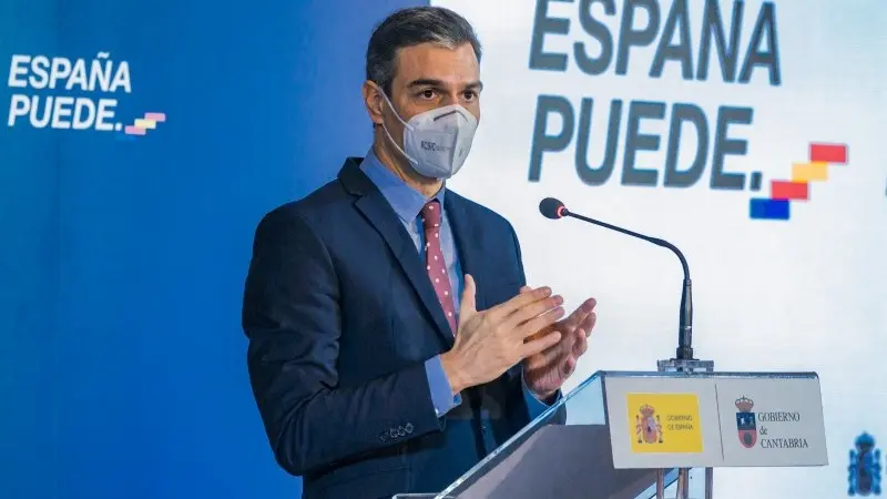 Spain: Consumers and tourists to the rescue? 